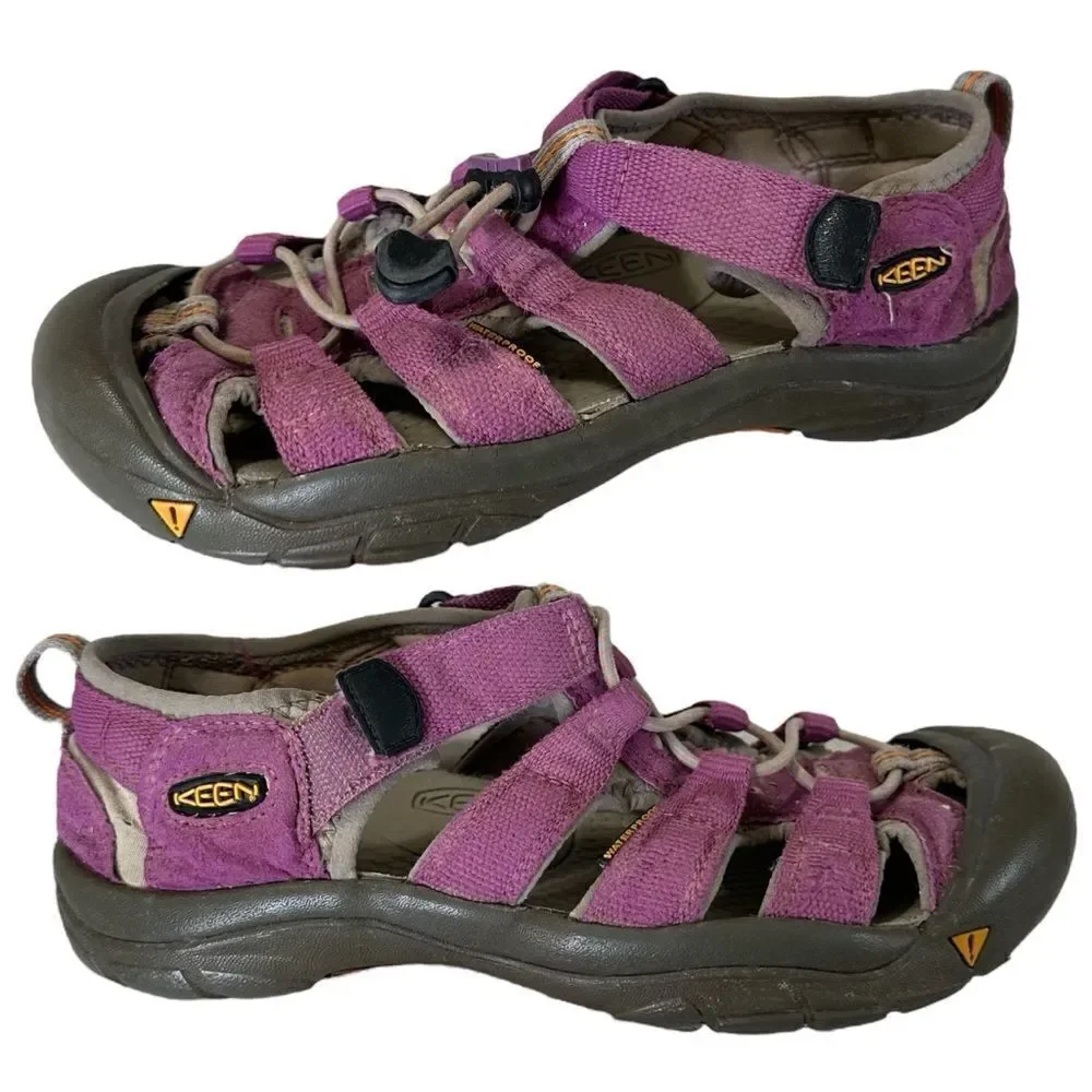 Keen Youth Size 5 Purple Newport H2‎ Trail Hiking Sandals Youth Water Shoes
